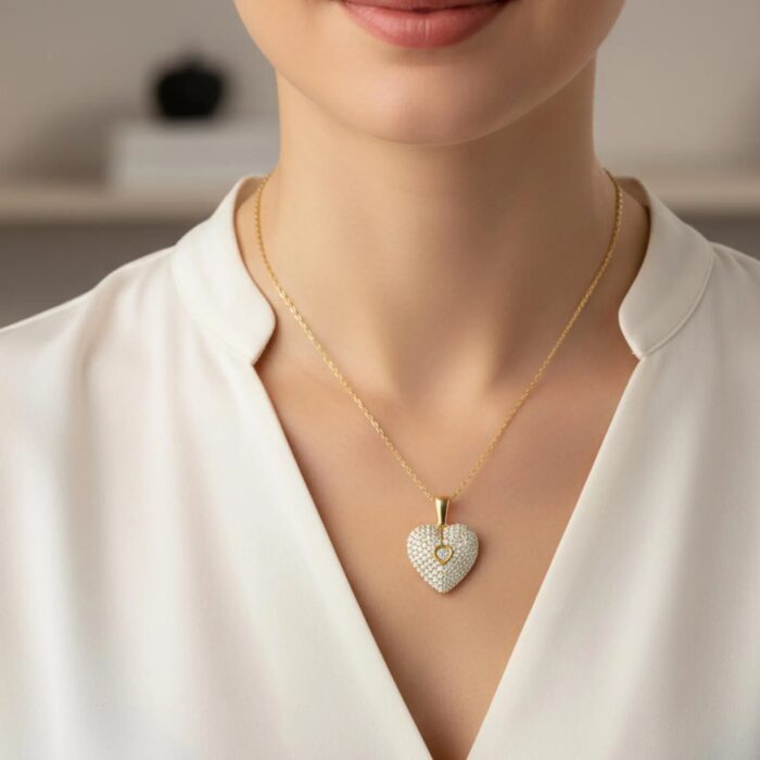 Openable Heart Necklace - Image 1