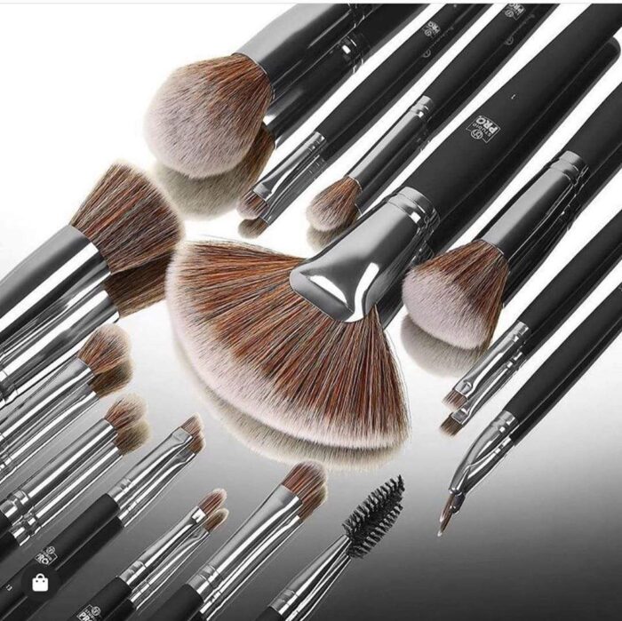 Studio Pro makeup Brush Set - Image 2