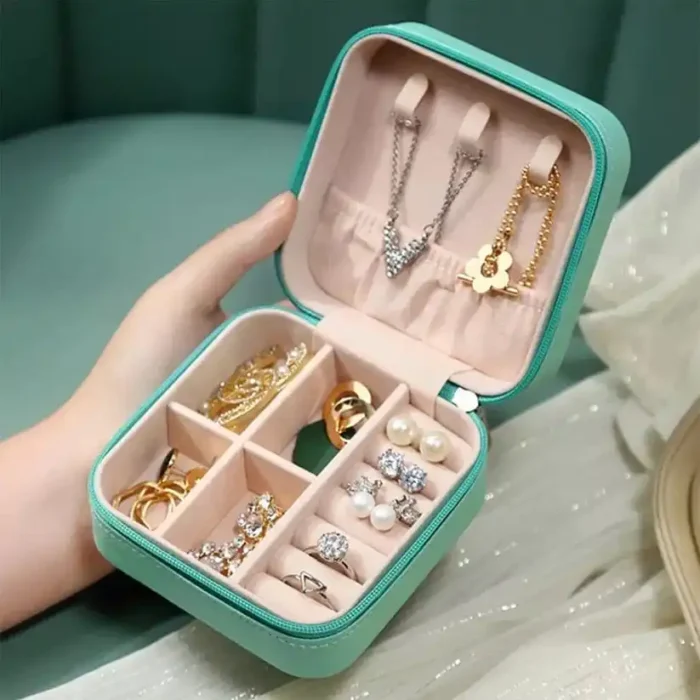 Mini Jewelry Organizer - Image 1
